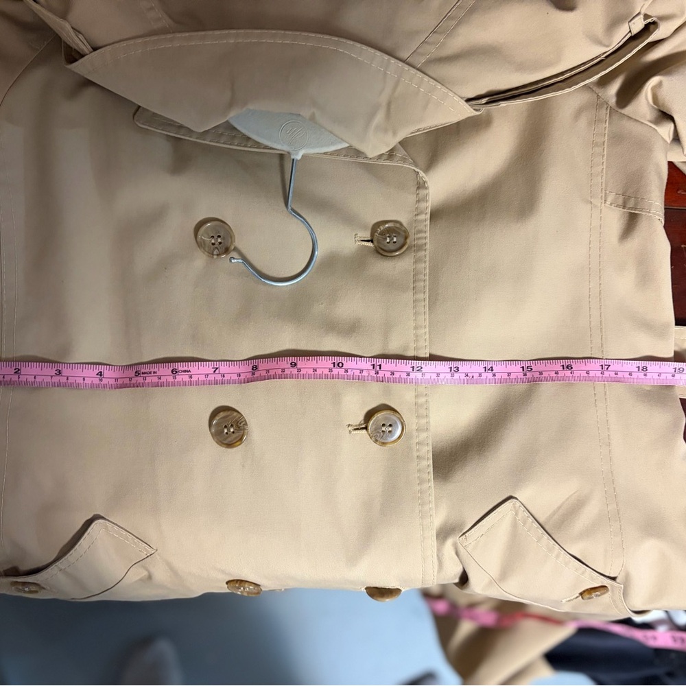 Vintage classic tan dolman sleeved raincoat - Picture 13 of 15